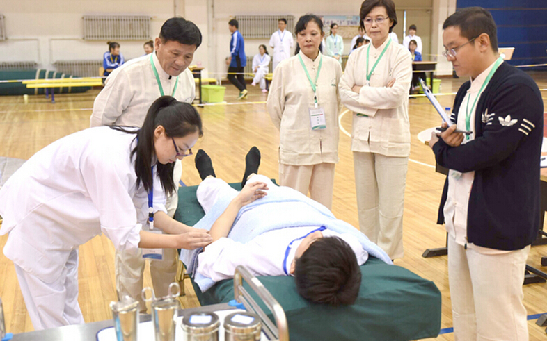 2016年全国中医药院校针灸推拿临床技能大赛在长春中医药大学举办